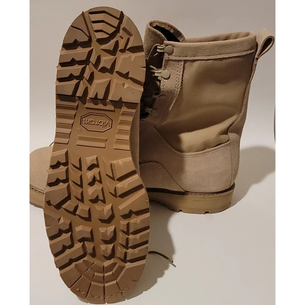 NWOB Bates Suade Tactical MIlitary Combat Heavy Duty Boots‎ Tan Size 13.5